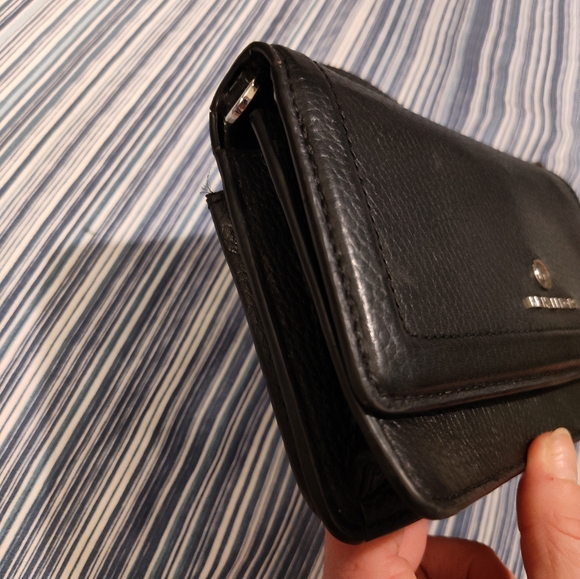 Vintage MICHAEL KORS Oversized Wallet/Wristlet - Picture 6 of 16